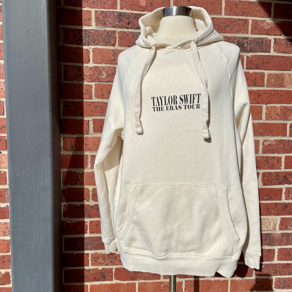 Taylor Swift The Eras Tour Cream Sweatshirt Hoodie Medium Cotton Blend - Picture 8 of 11